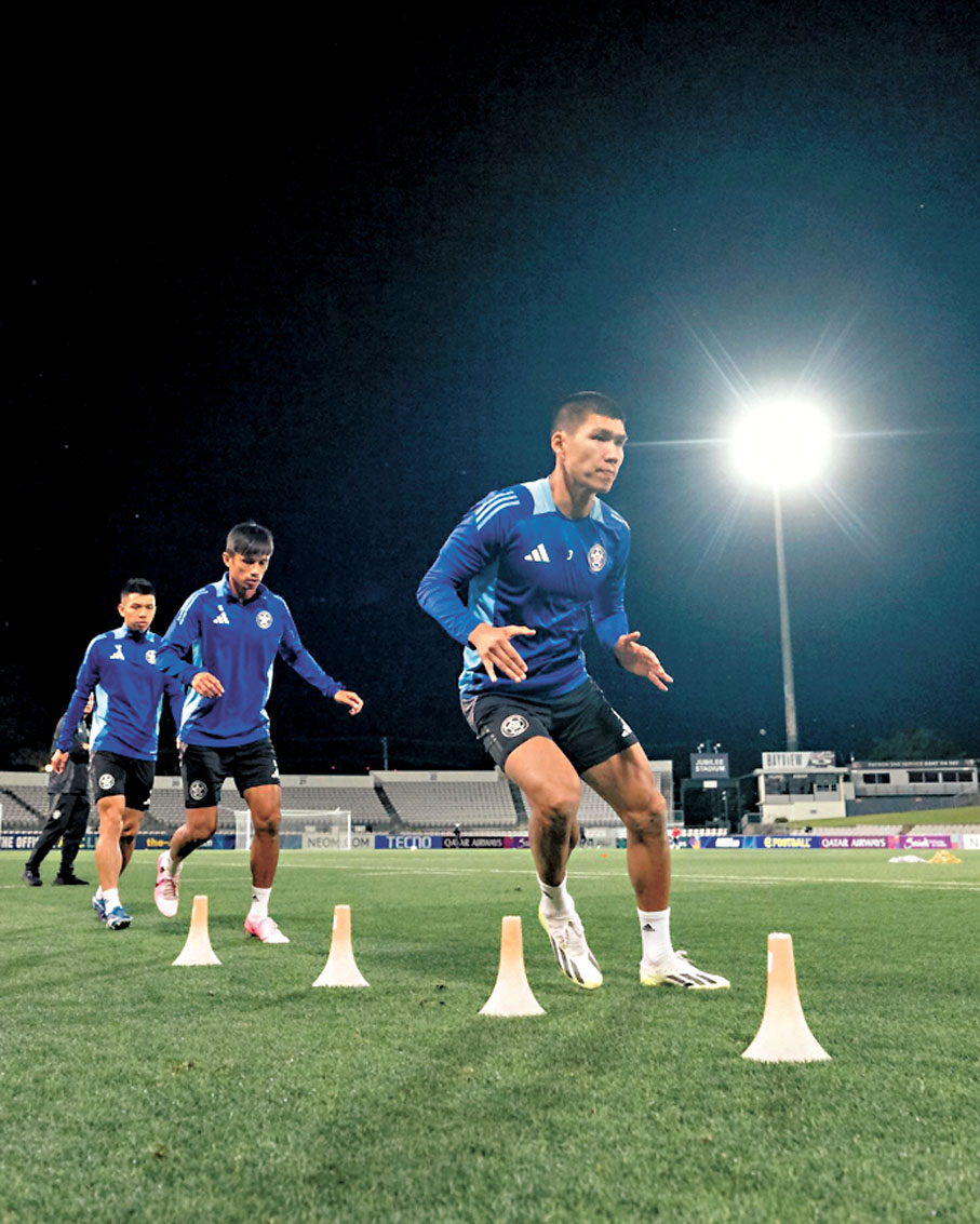 ●東方球員積極作備戰。 東方足球隊Fb圖片