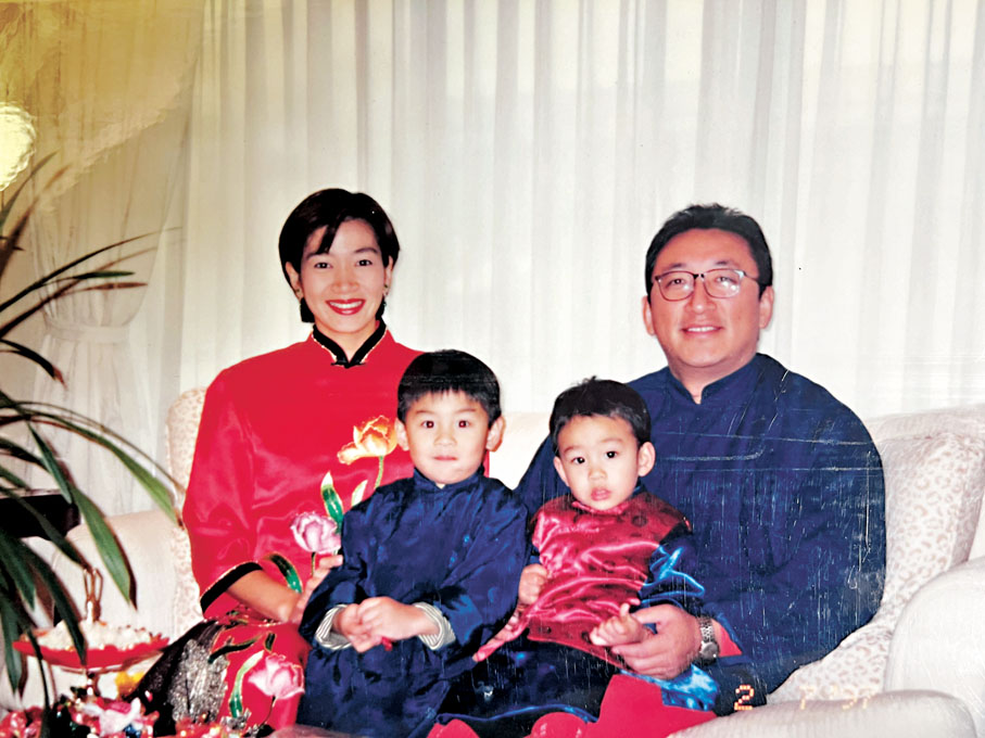 ●遠藤直子與家人在台灣過年時留影。香港文匯報上海傳真