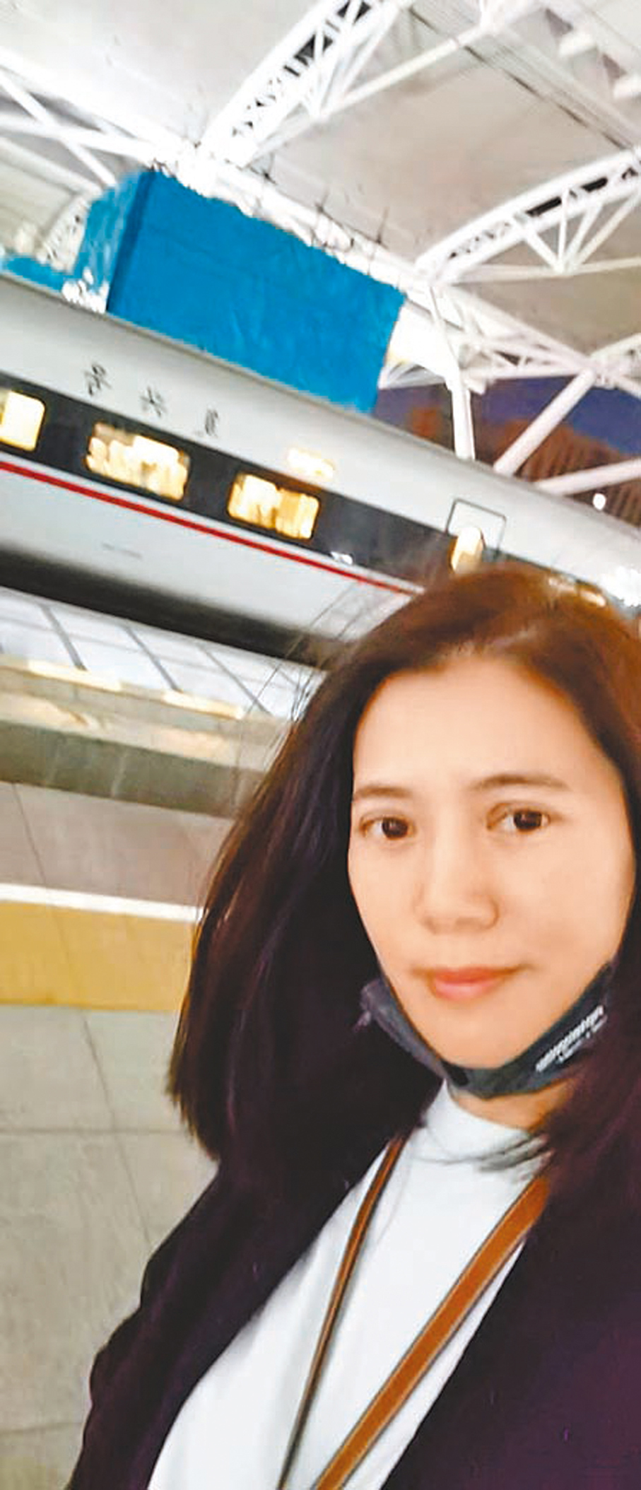 ●袁詠儀大讚我國高鐵便捷又舒適。