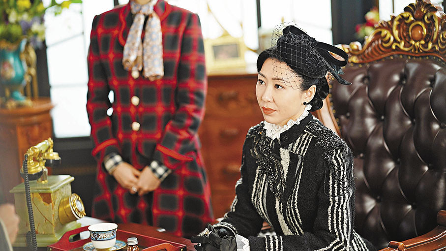 ●胡定欣單靠服裝都展現到霸氣。