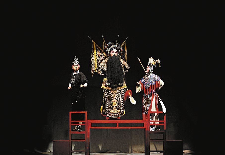 ●重慶川劇院的小劇場川劇《霸王別姬》劇照。