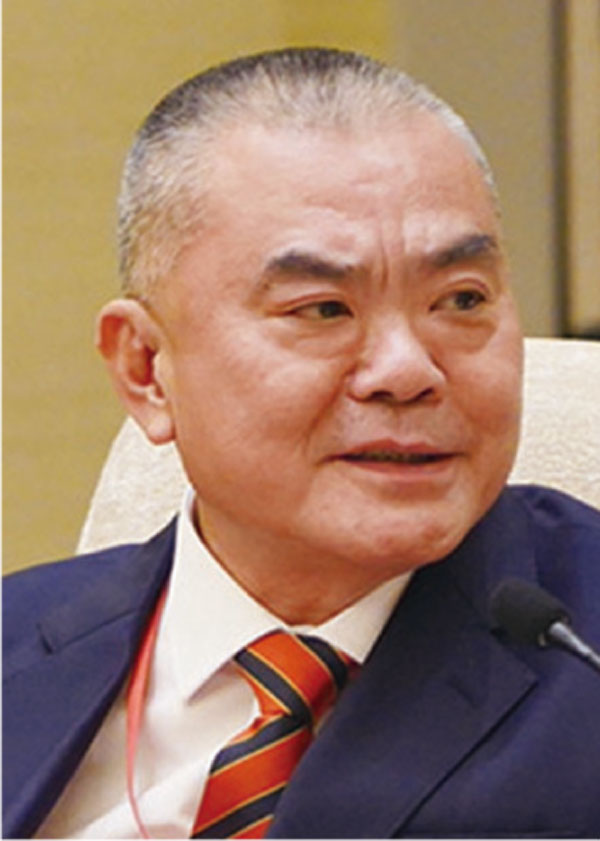 ●香港福建社團聯會主席、團長施清流