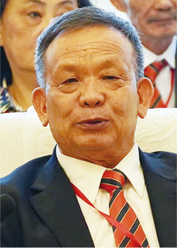 ●香港福建社團聯會榮譽顧問、榮譽團長李賢義