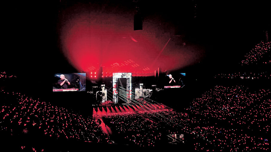 ●接連兩晚的廣州寶能國際演藝中心座無虛席。