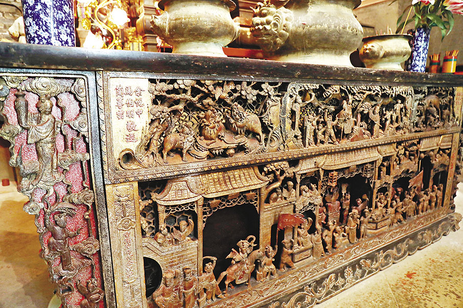 ●廟內有不少木雕裝飾。