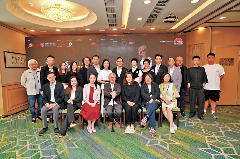 ●眾人表示非常開心今次能與內地粵劇文化進行交流。