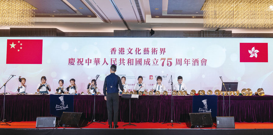 ●手鈴隊整裝待發。