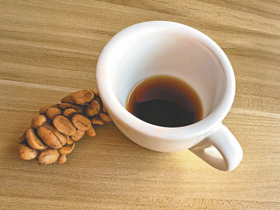 ●郭文魁做出的貓屎咖啡。