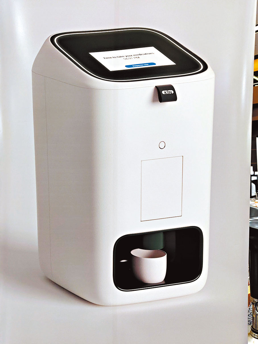 ●家用自動發藥機「家配康」。