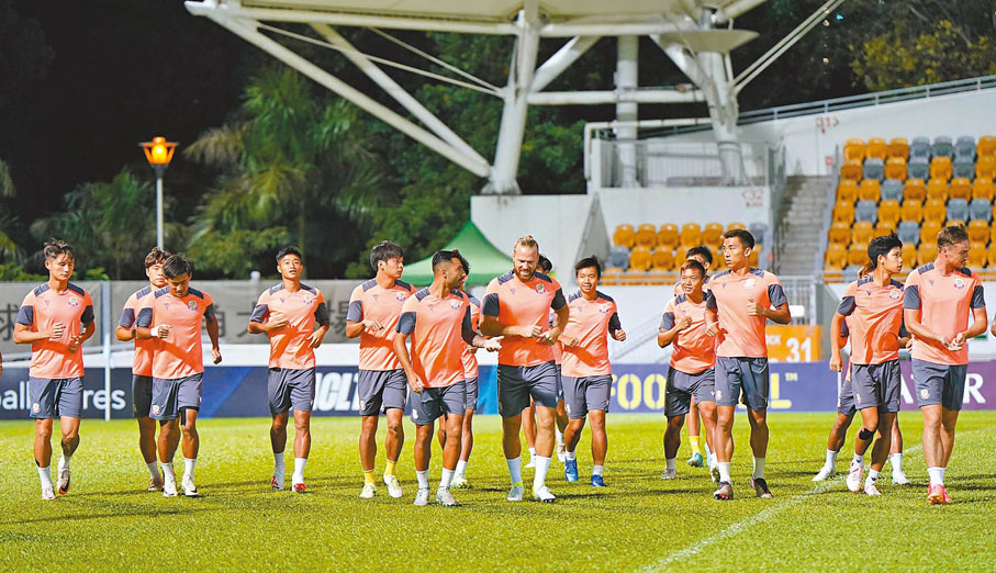 ●理文球員在備戰中。