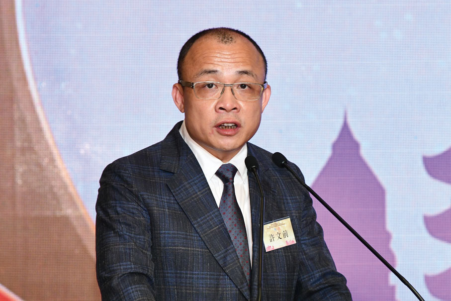 ●許文前發表致辭。