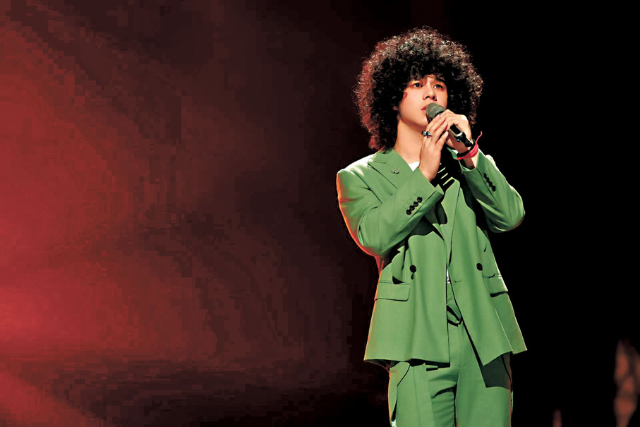 ●曾比特不斷嘗試新曲風。