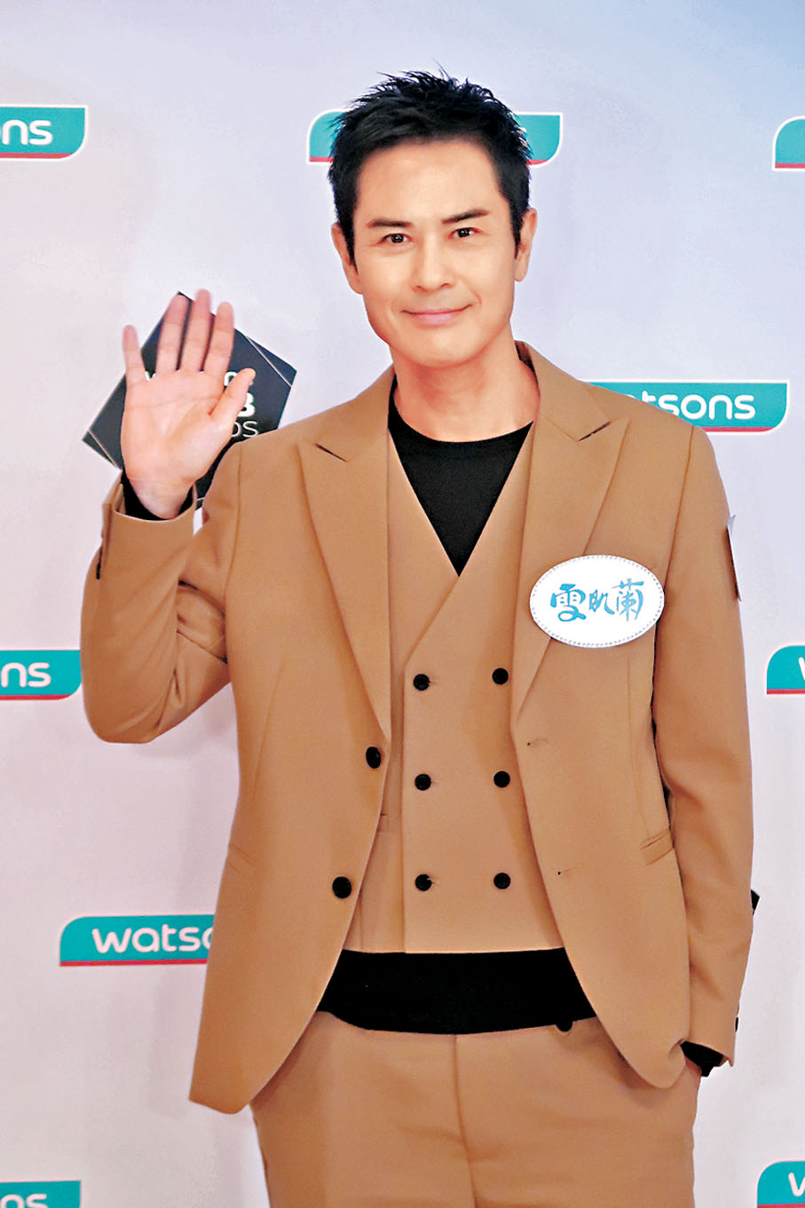 ●鄭嘉穎透露即將三代「同校」。