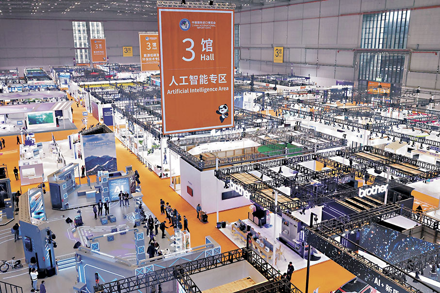 ●11月3日，國家會展中心（上海）各個展館內已經布置完成。 中新社