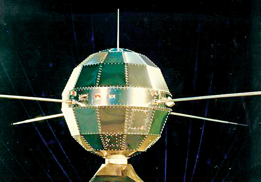 ●圖為「東方紅一號」人造衛星。資料圖片