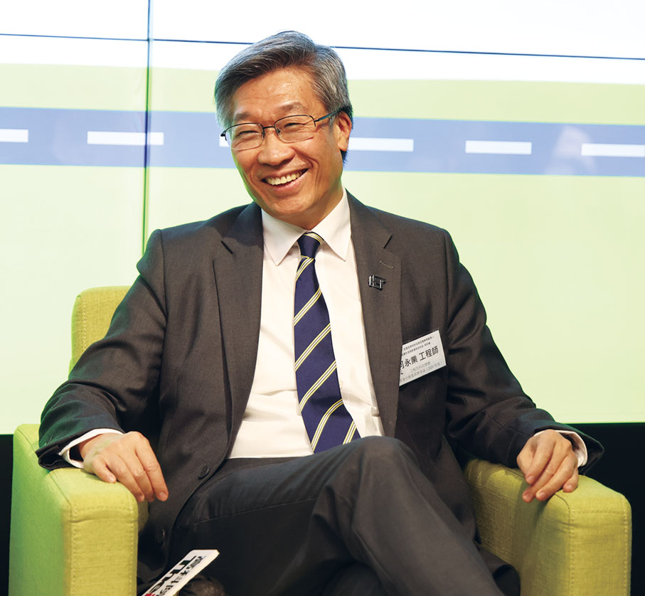 工程及科技學會香港分會委員會委員何永業：進行精細化的系統分析與優化，推動工程項目實現高效能、低能耗的運營目標。