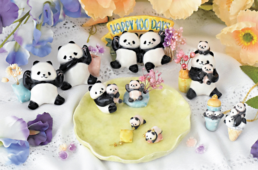 ●海洋公園與本地品牌合作推出一系列全新手工製作的熊貓寶寶陶瓷精品。