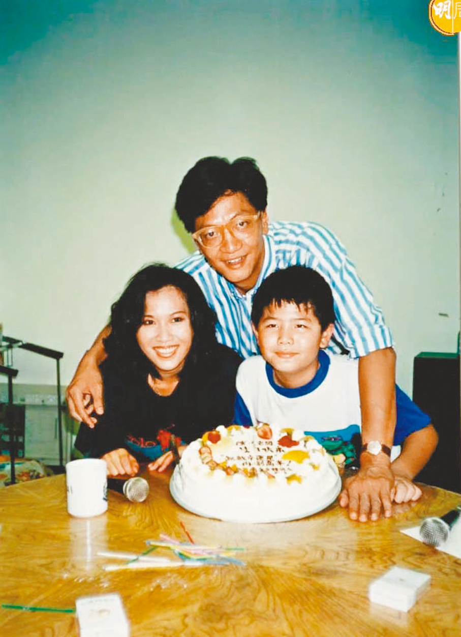 ●陳友為拚工作與妻兒分隔兩地長達20年。