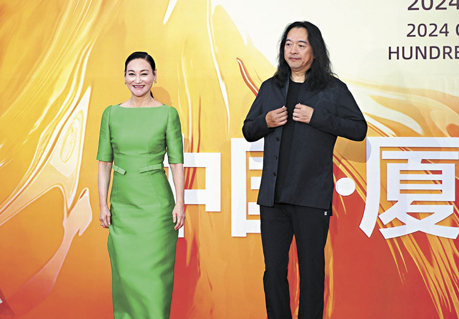 ●惠英紅以其標誌性的幹練形象現身。