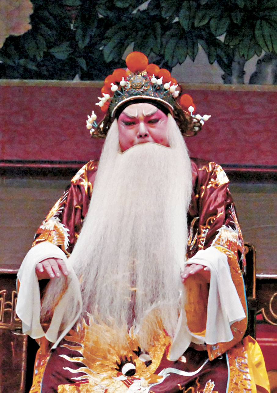 ●梁煒康演朝廷重臣，有型有格。