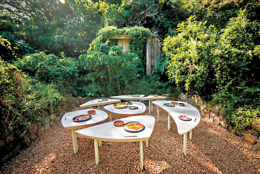 ●一持工作室與REhyphenation共同創作的《晤梓一餐飯》。 資料圖片