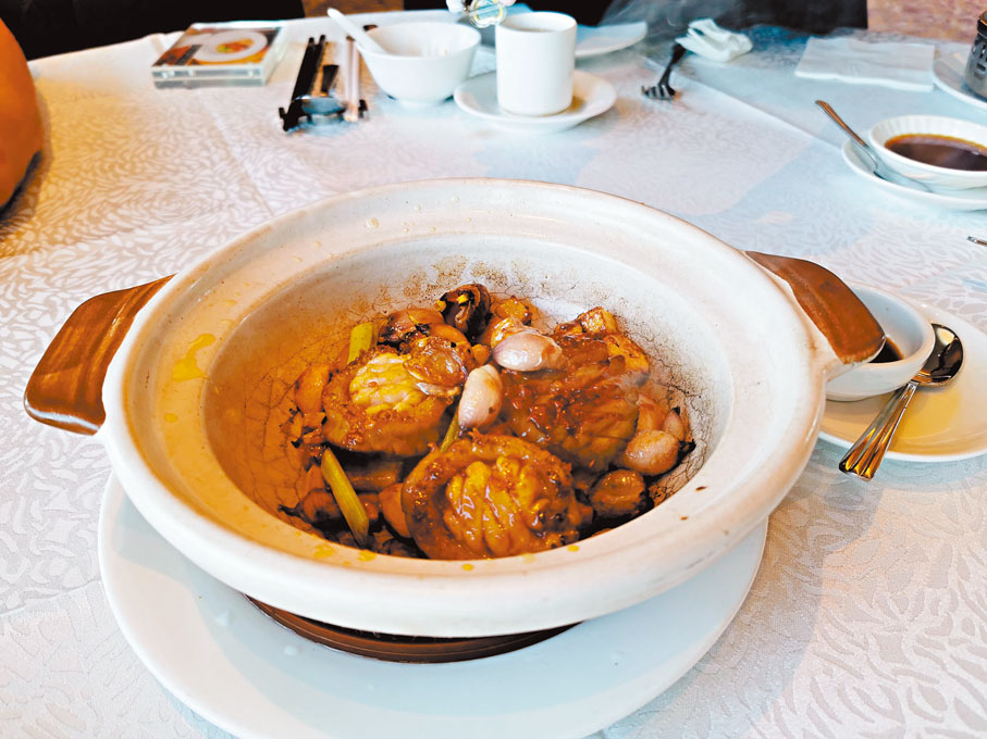 ●主菜：乾煏南非鮮鮑魚