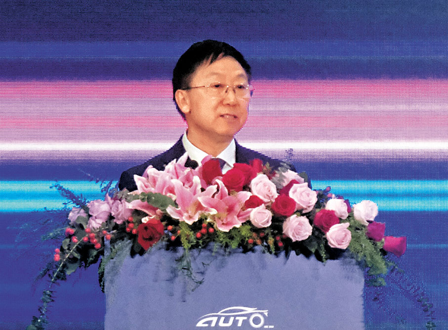 ●中國汽車工業協會常務副會長兼秘書長付炳鋒