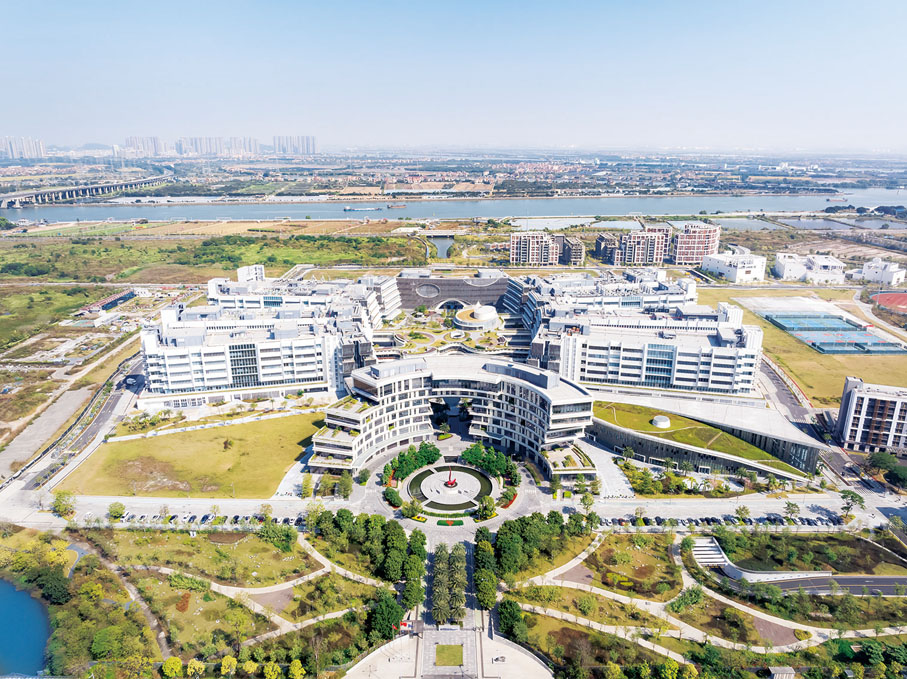 ●港科大（廣州）鳥瞰圖。