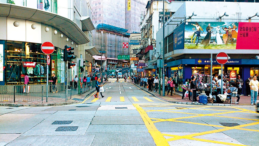 ●大強街（Power Street）源於昔日北角發電廠。圖為大強街街景。網上圖片