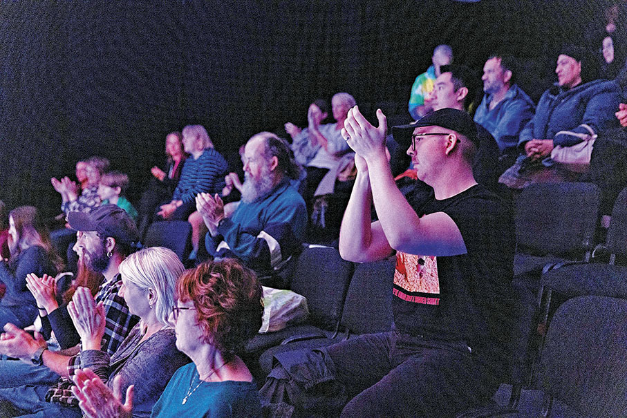 ●「香港·魂」的演出獲得國際觀眾認可。