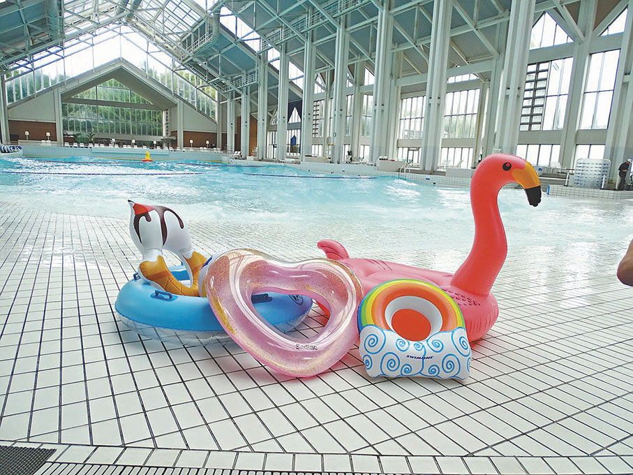 ●現場設有泳具租賃。