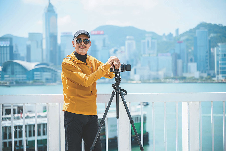 ●周潤發化身攝影師捕捉香江之美。
