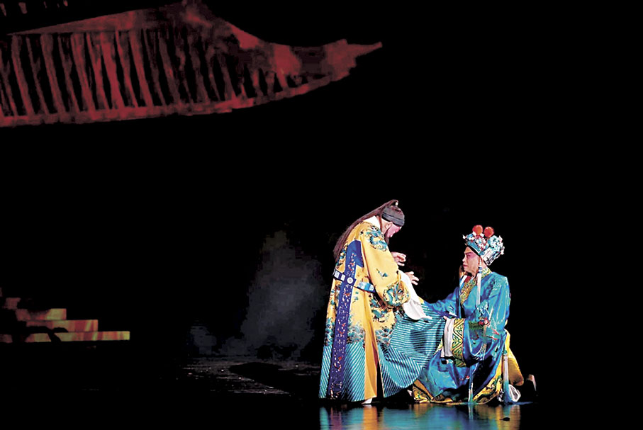 ●廖國森演崇禎，梁振文演王承恩，崇禎寫下罪己詔。