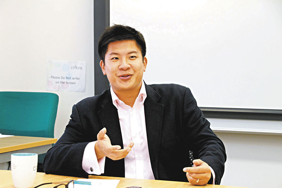 ●黎智英於2020年7月2日向其「徒弟」李兆富（筆名：利世民）傳送《蘋果日報》的剪報圖片。圖為李兆富。 資料圖片