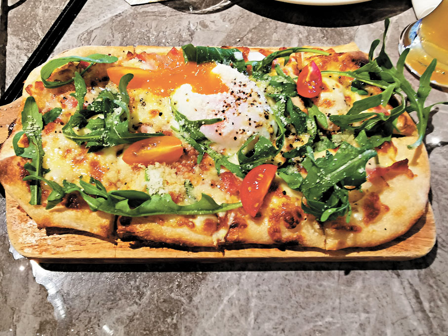 ●四式芝士薄餅