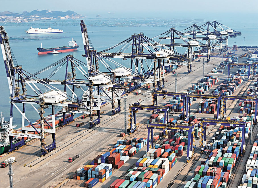 ●山東港口煙台港國際集裝箱碼頭。 新華社