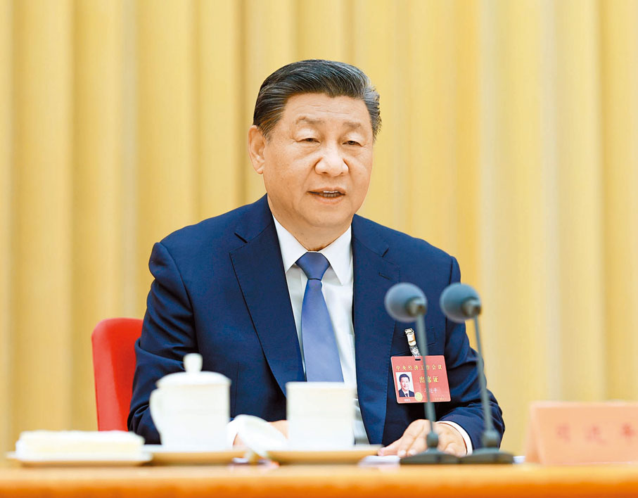 ●12月11日至12日，中央經濟工作會議在北京舉行。中共中央總書記、國家主席、中央軍委主席習近平出席會議並發表重要講話。     新華社