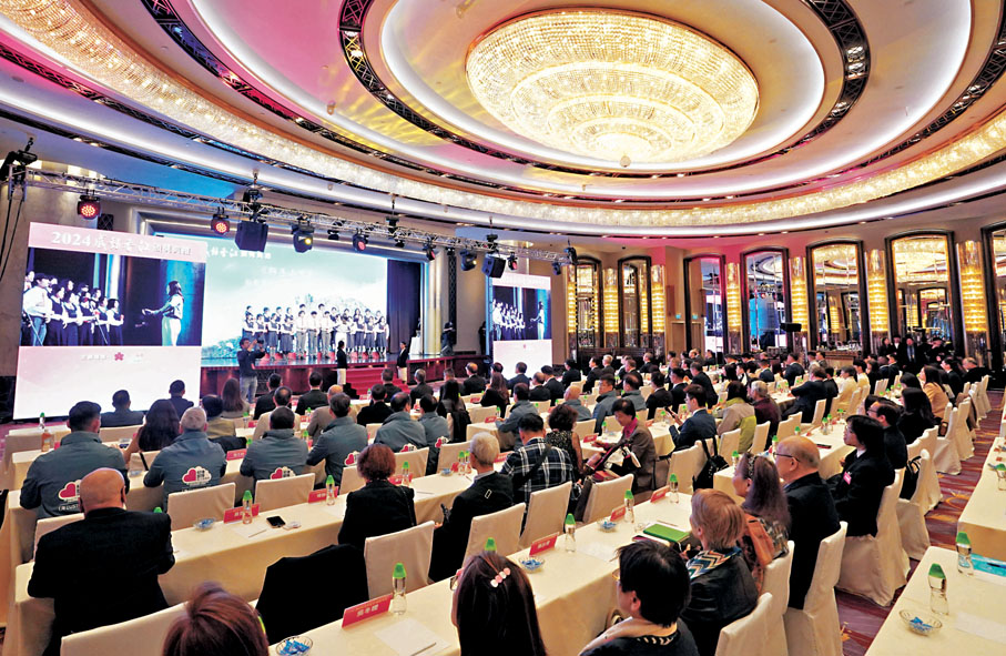 ●社會各界共襄盛舉，向獲獎者致敬。