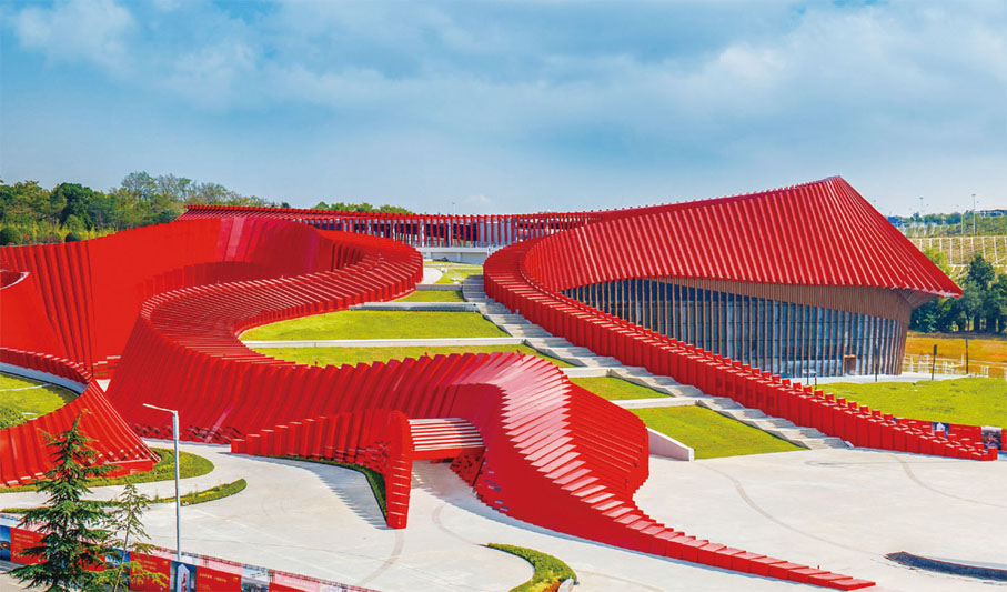 ●自2023年10月試運營以來，「紅飄帶」人氣高漲，成為遊客「打開多彩貴州之旅的第一站」。