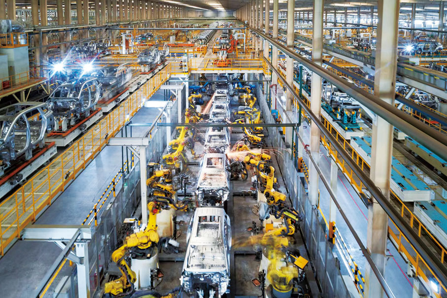 ●比亞迪長沙工廠的智能化生產線。   受訪單位供圖