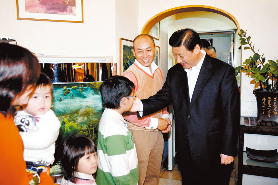 ●2009年1月，時任國家副主席的習近平訪問澳門，探訪澳門普通市民家庭。