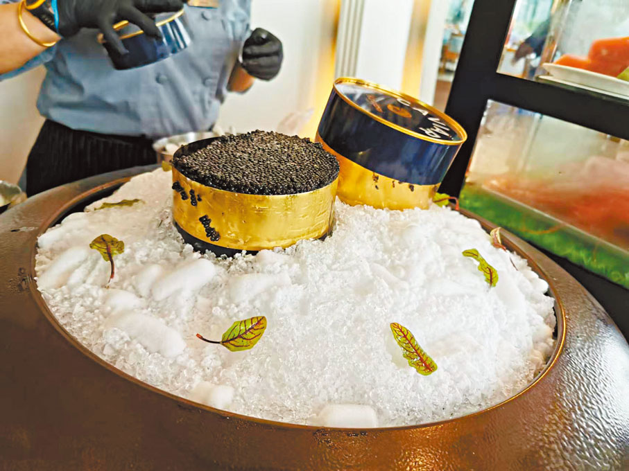 ●任食冰鎮魚子醬