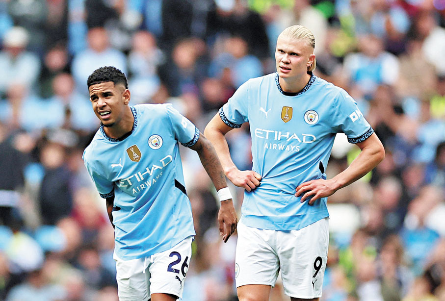 ●上季盡領風騷榮膺英超神射手，曼城前鋒夏蘭特（右）今季卻入球減產。  資料圖片