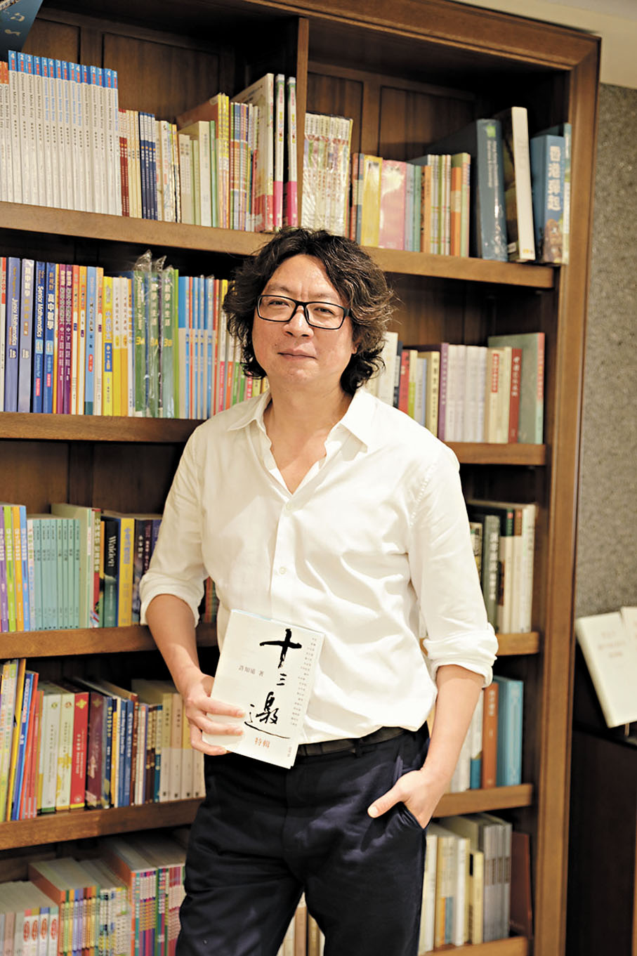 ●許知遠日前攜新書《十三邀》（特輯）來港與讀者交流。