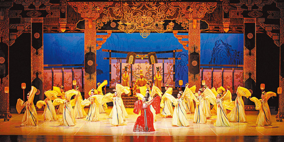 ●《李白》中的大唐盛景。