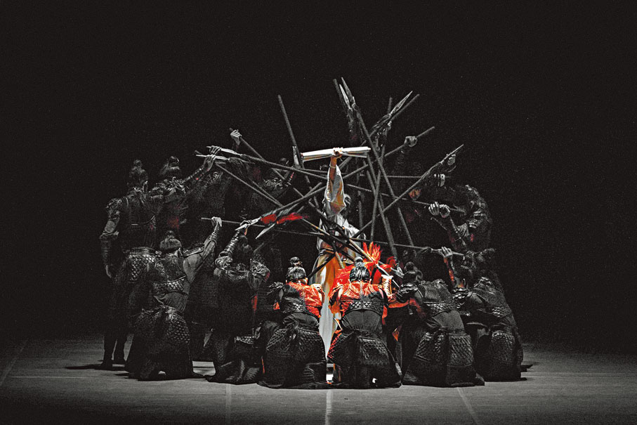 ●《李白》的舞美設計帶來深沉的歷史感。  