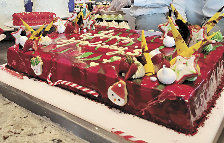 ●誘人的西式甜點。 作者供圖