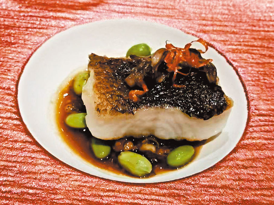 ●崑崙「筍殼魚·黑舞茸」