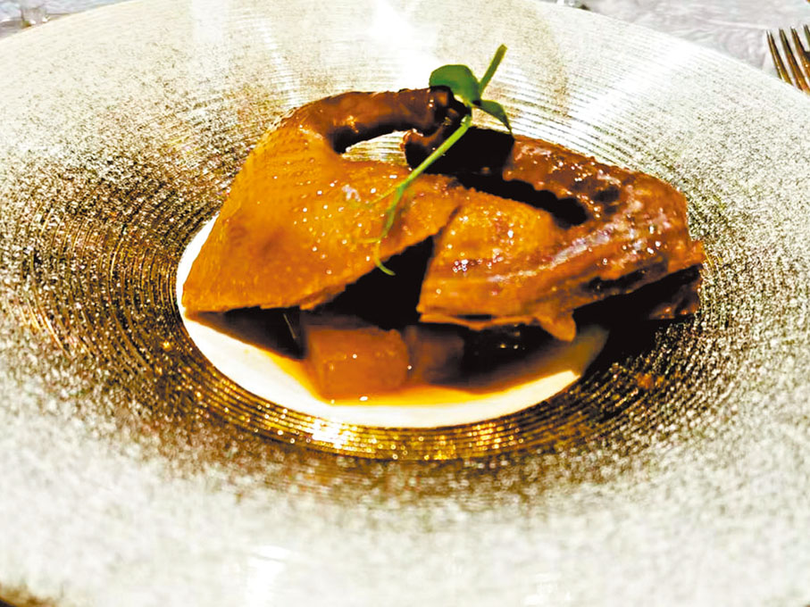 ●天香「藥膳·十香·醬油鴿」