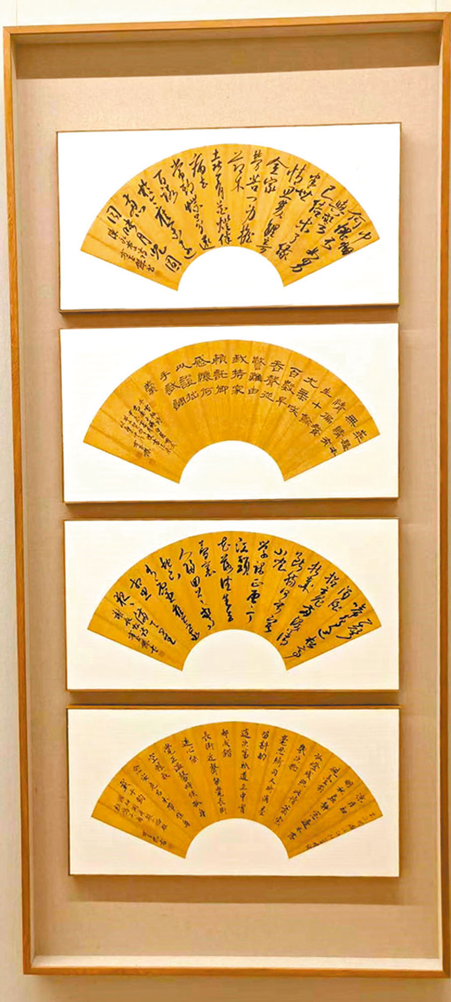 ●方玉傑的書法作品形式多樣。